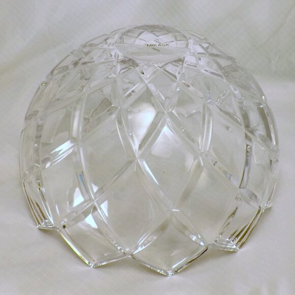 Mikasa Crystal Diamond Crystal Bowl 8 in. - Picture 4 of 5